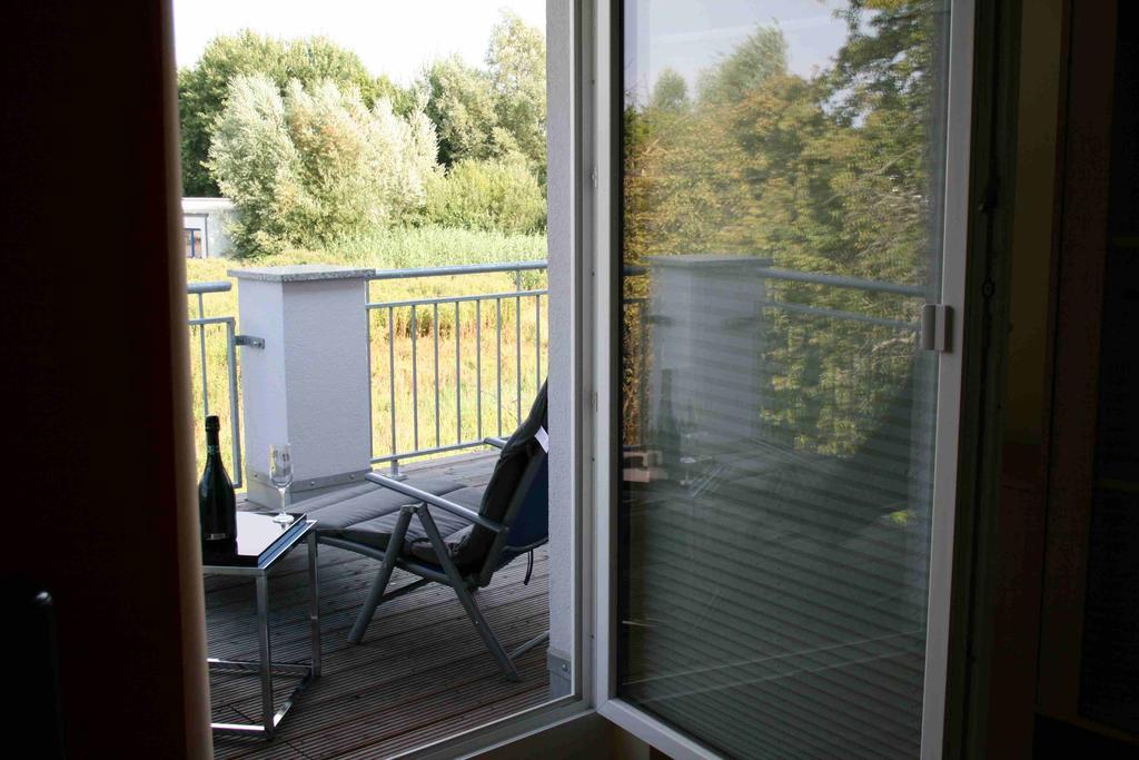 Uebernachtung Bei Michael - Ferienwohnung Rostock Esterno foto